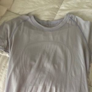 Lululemon shirt